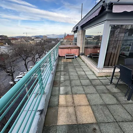 Appartamento Stefania Luxury Diplomat Penthouse Budapest