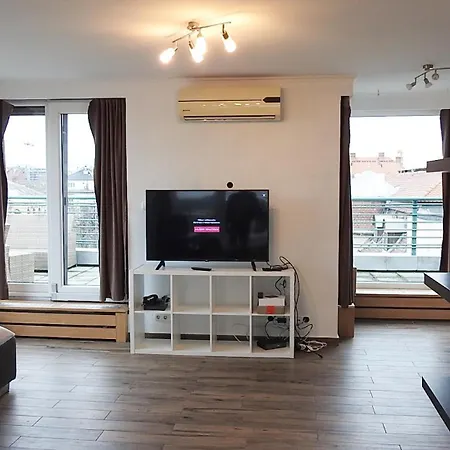 Stefania Luxury Diplomat Penthouse *
