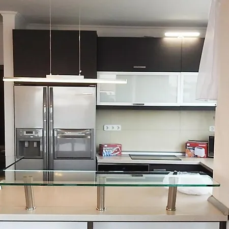Stefania Luxury Diplomat Penthouse Apartment *